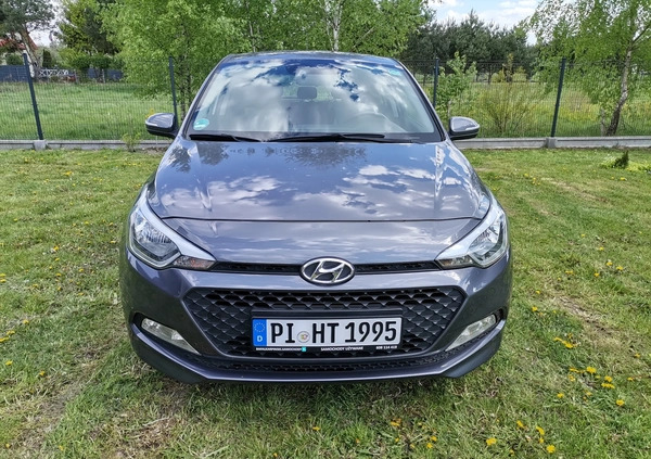 Hyundai i20 cena 42900 przebieg: 55000, rok produkcji 2016 z Sieraków małe 92